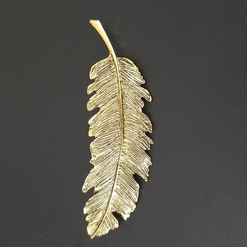 Hair accessory.  Bronze color.